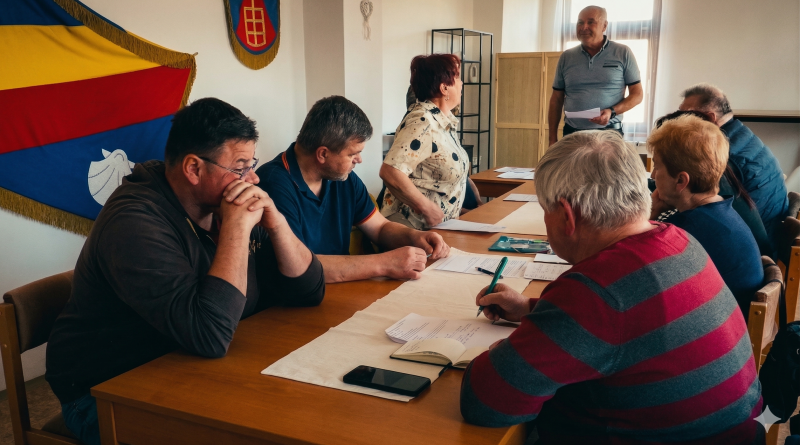 Veřejné zasedání obce z 9.4.2026 - Volba nového starosty