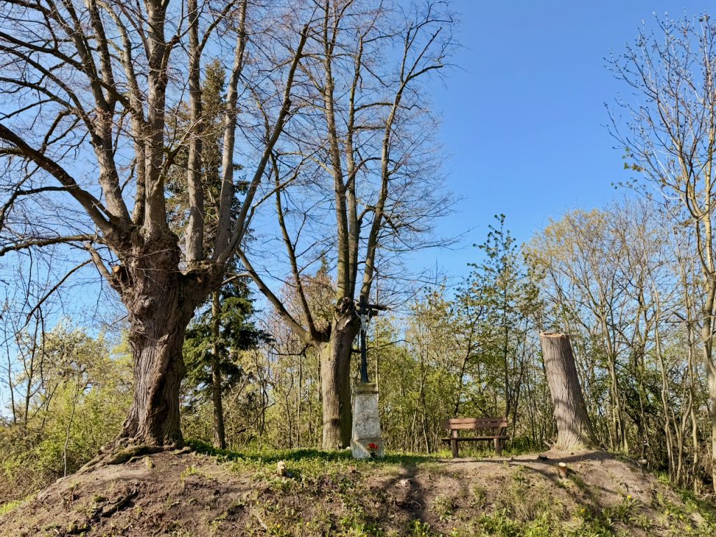 Kříž, na který se nezapomnělo